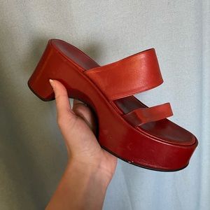 Red platform sandals🖤